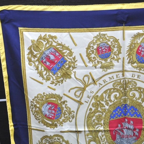 Authentic HERMES Carre 90 Scarf "LES ARMES DE PARIS" Silk Yellow - Picture 3 of 12